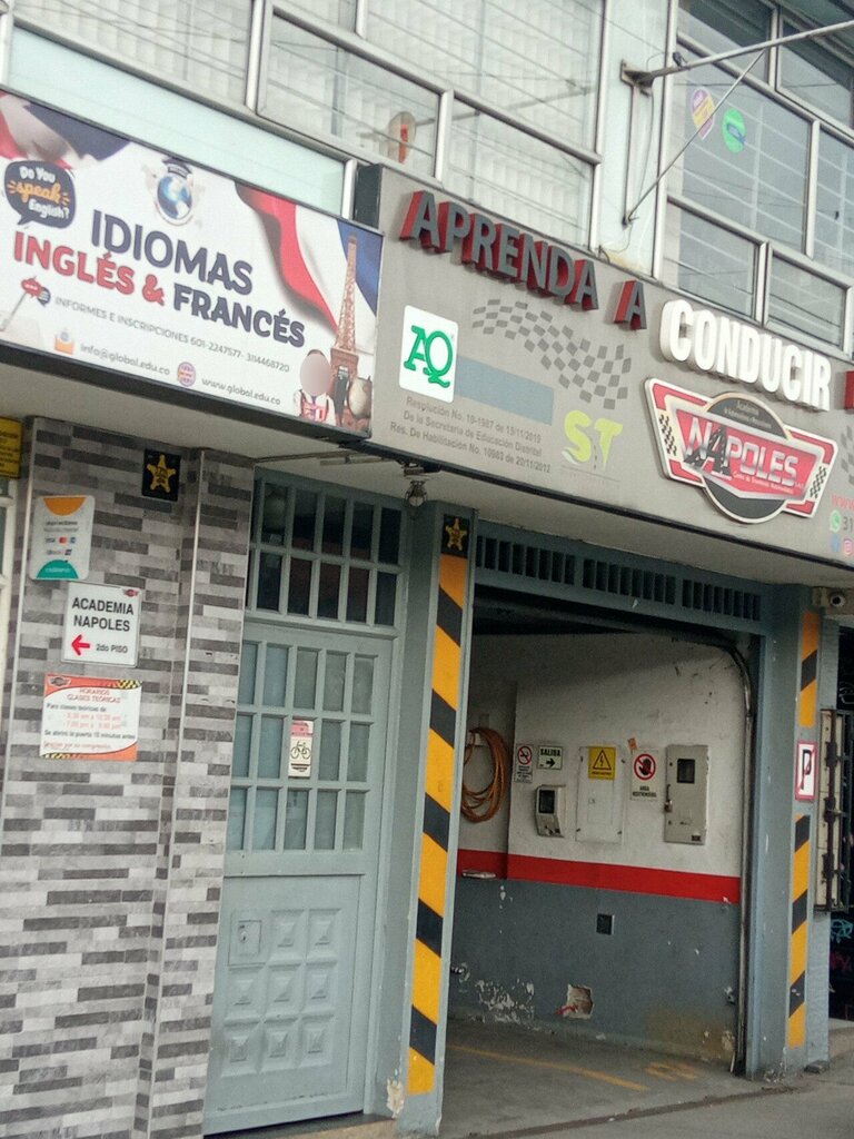 Driving school Napoles, Bogota, photo