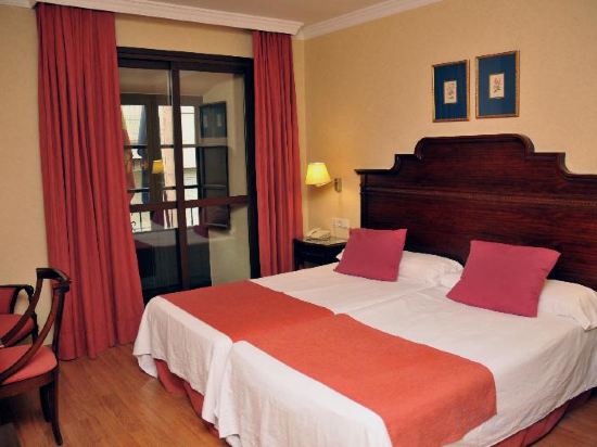 Фото Hotel Santo Domingo Lucena