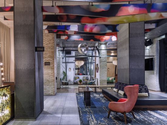 Фото DoubleTree by Hilton New York Times Square West