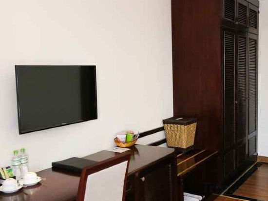 Фото Iris Dalat Hotel