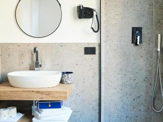 Фото Hotel Central Lodge