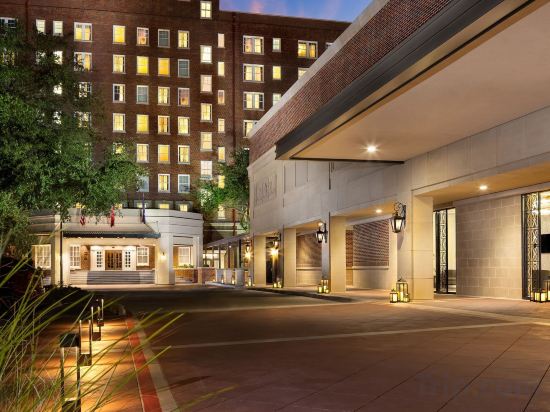 Фото Warwick Melrose Dallas