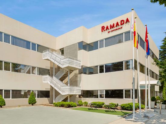 Фото Ramada by Wyndham Madrid Tres Cantos