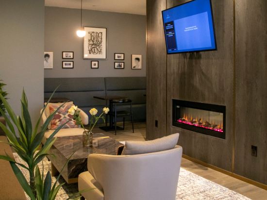 Фото Sheraton Universal Hotel