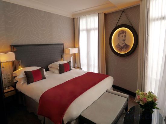 Фото Maison Astor Paris Curio Collection by Hilton