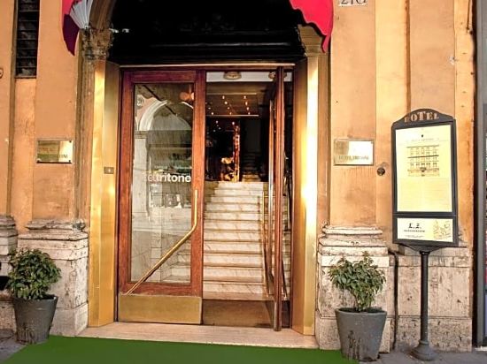 Фото Hotel Tritone