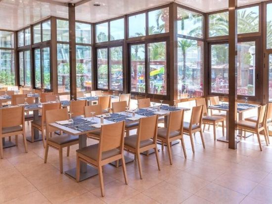 Фото Port Denia Hotel