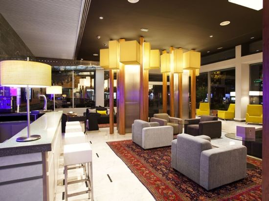 Фото Aparthotel Atenea Barcelona