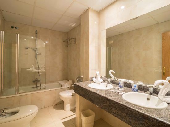 Фото Hotel Isabel de Segura