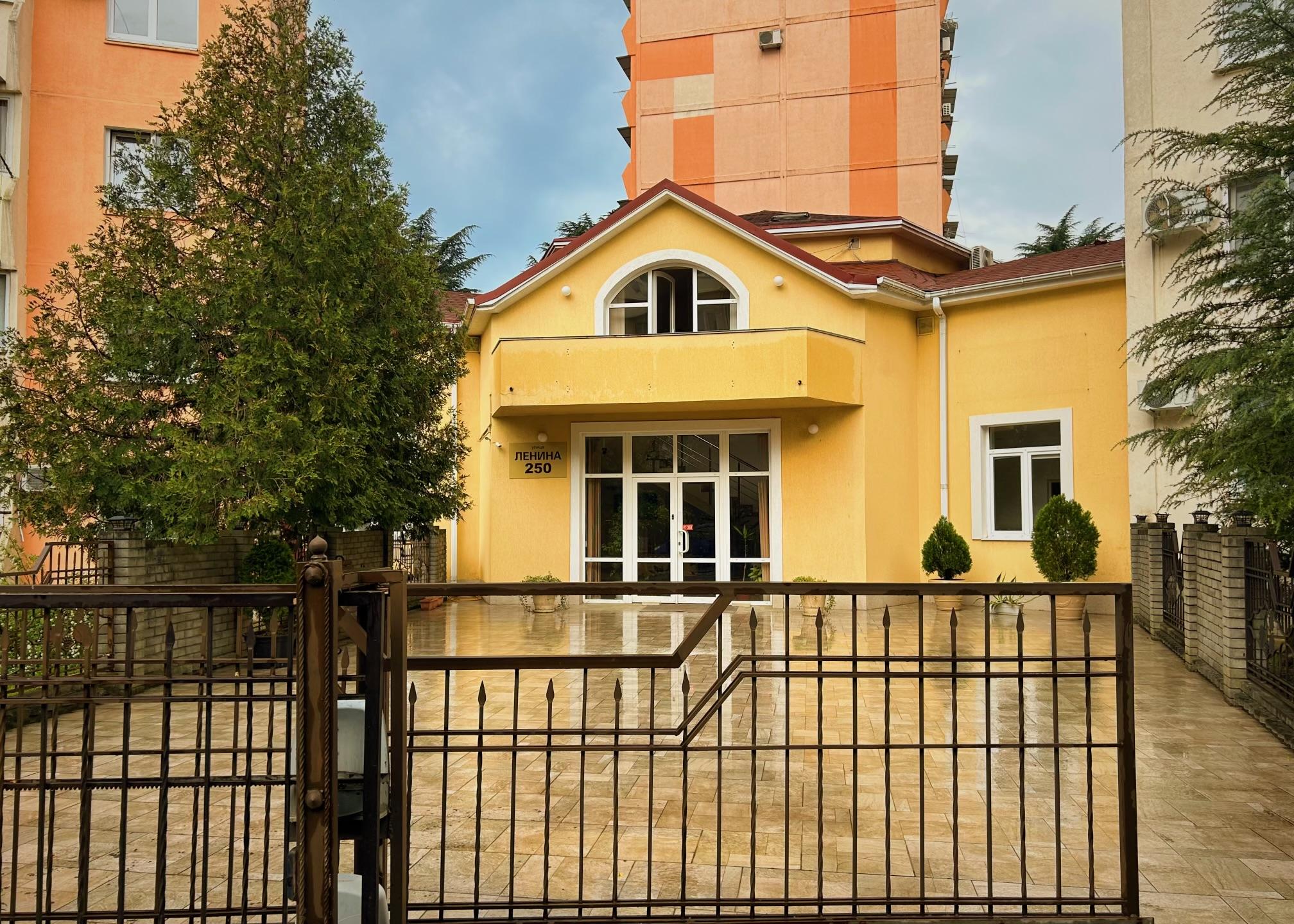 Фото отеля 4