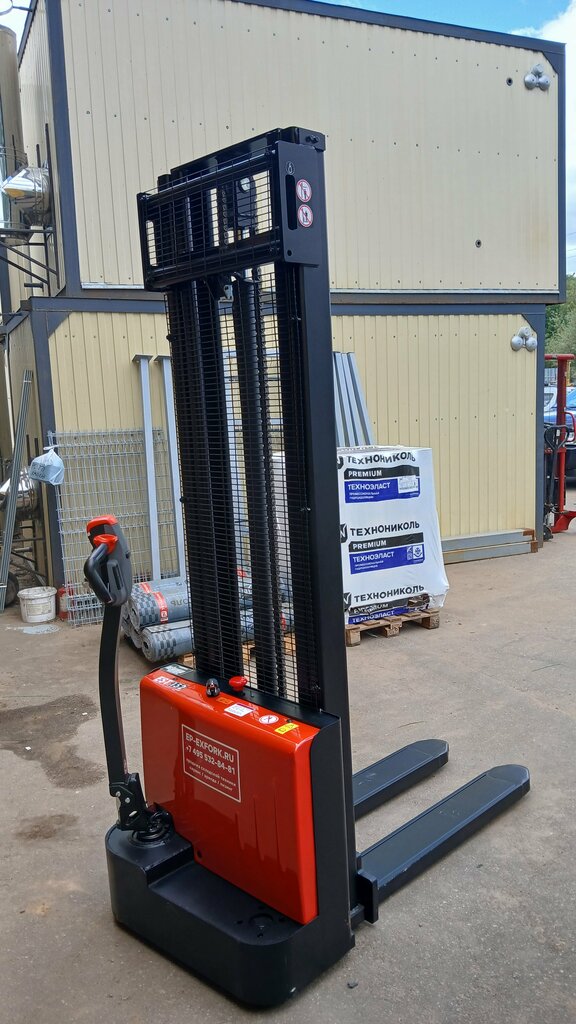 Warehouse equipment Exfork Trade, Balashiha, photo