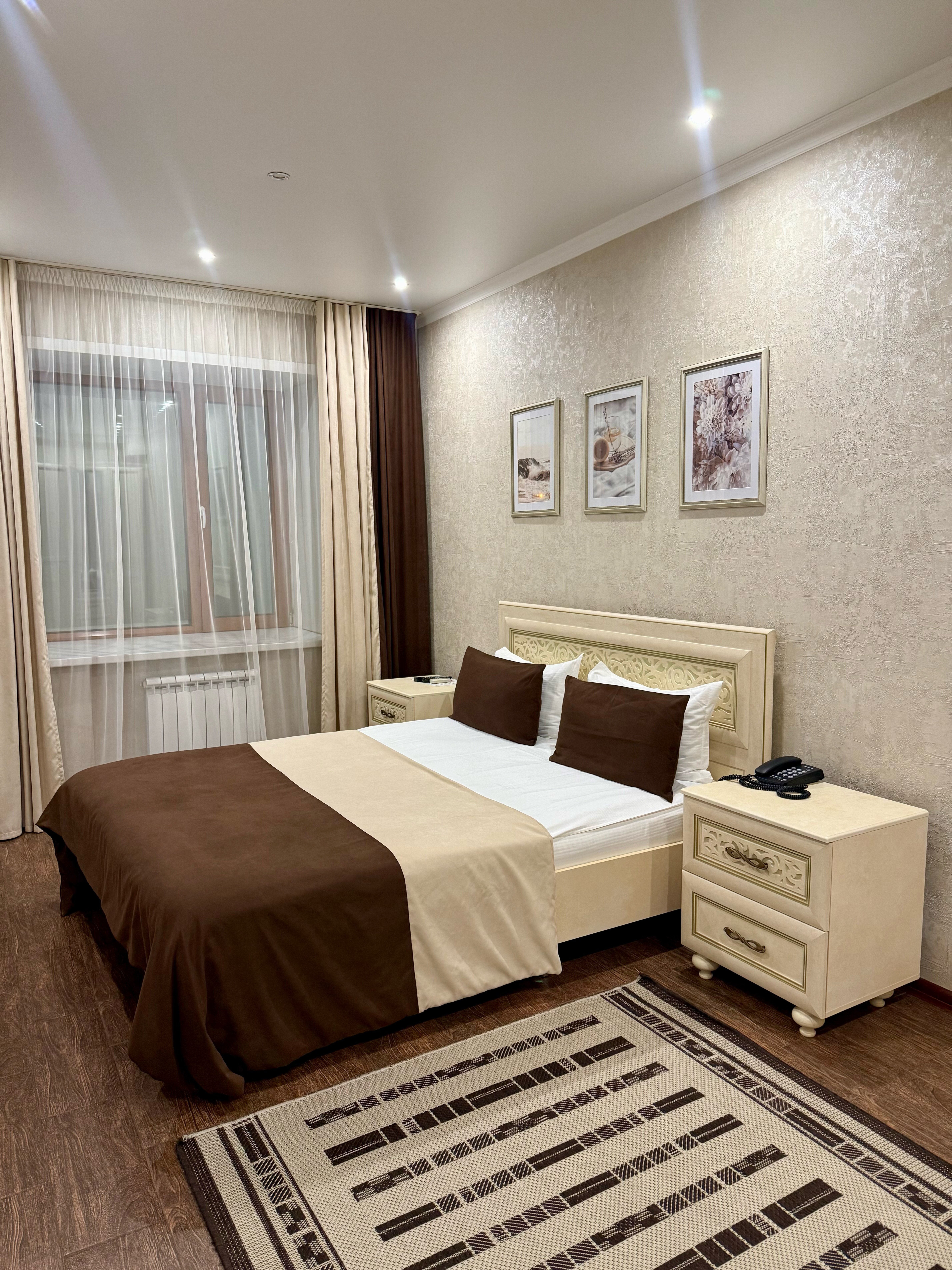 Фото Altyn Adam Hotel