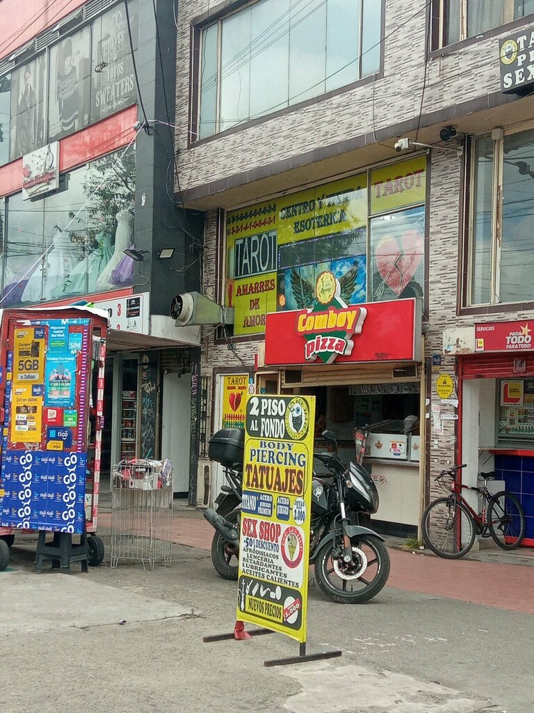 Pizzeria Comboy Pizza, Bogota, photo