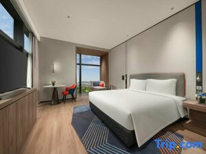 Гостиница Holiday Inn Express Shenzhen Futian Center