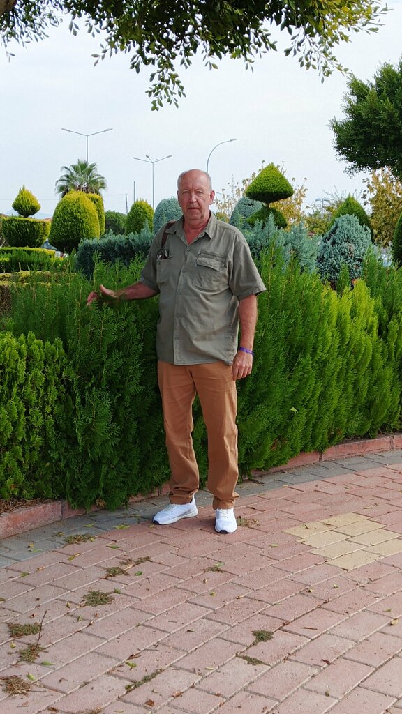 Clothing market Beyaz Inci Bazaar, Manavgat, photo