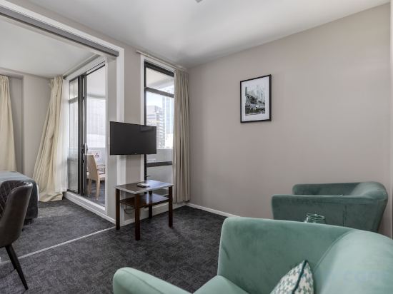 Фото Quest on Queen