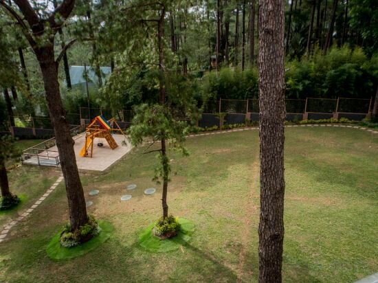Фото Grand Sierra Pines Baguio