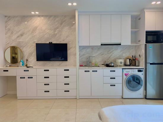 Фото Vinhomes D'Capitale Residence - CitiHome