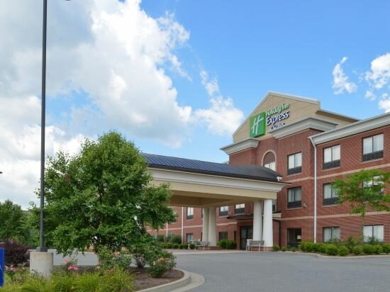Hotel Holiday Inn Exp And Suites Bridgeport, State of West Virginia, photo