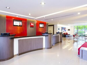 Гостиница Ibis Bangkok Riverside