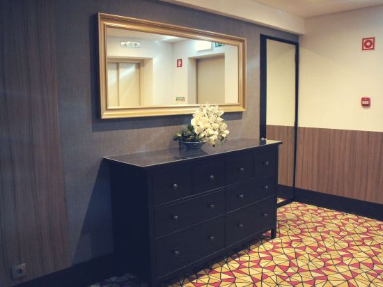 Фото Hotel VIP Executive Zurique