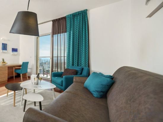 Фото Dioklecijan Hotel & Residence