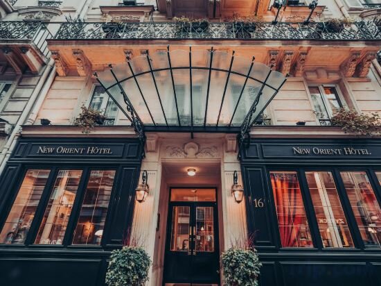 Фото New Orient Hotel