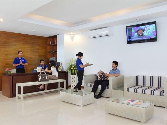 Фото Rhadana Hotel