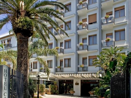 Фото Hotel Caravel