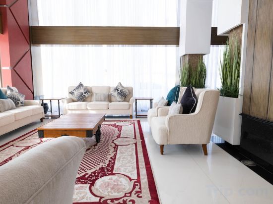 Фото Mira Business Hotel