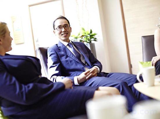 Фото Novotel Edinburgh Centre