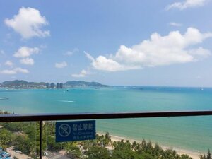 Гостиница Sanya Jinshangdao Seaview Holiday Apartment в Санье