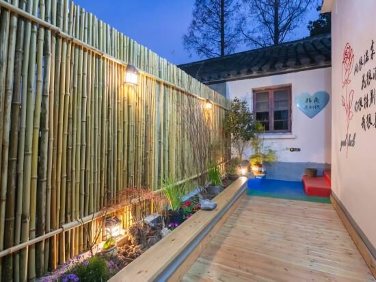 Hotel Tang Yin Lakeside Courtyard, Suzhou, photo