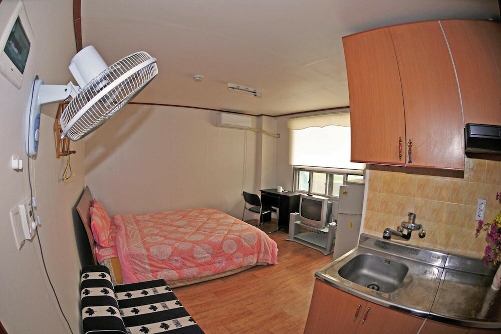 Фото Hwaseong Guest House