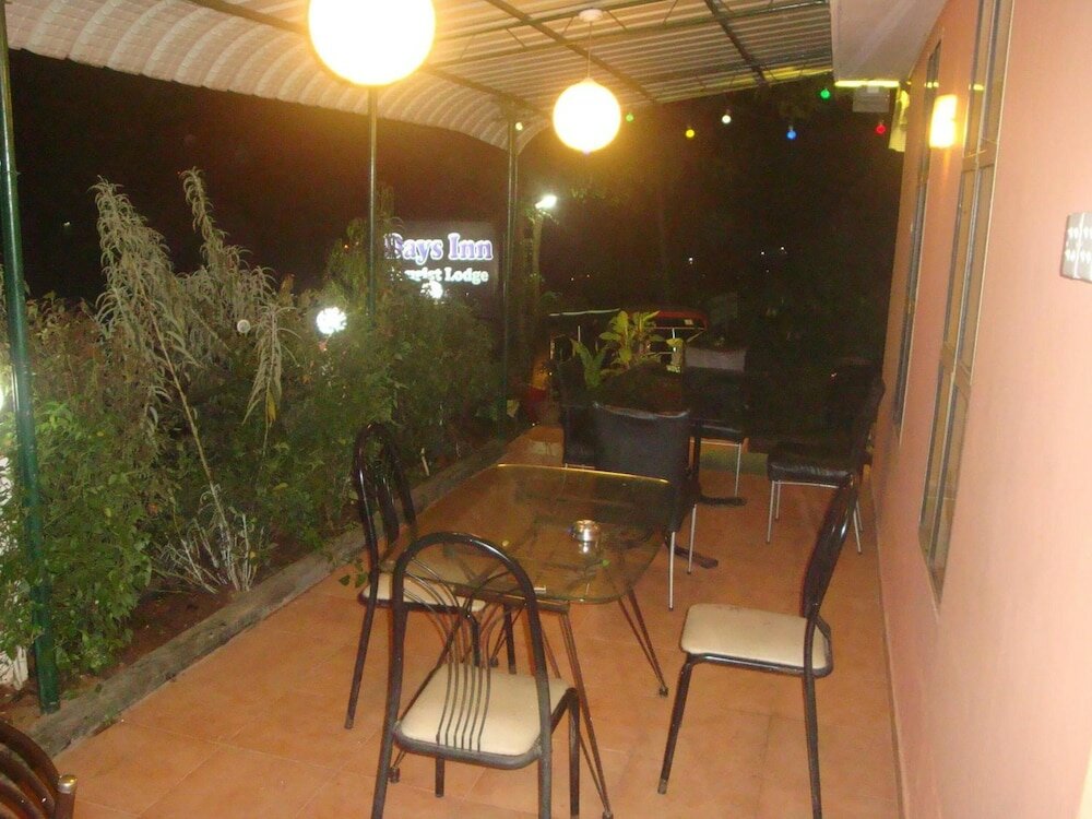 Фото Days Inn Kandy