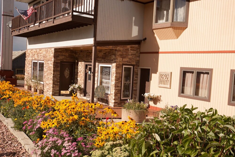 Фото Valley Hi Motel - Near Winter Park Visitor Center