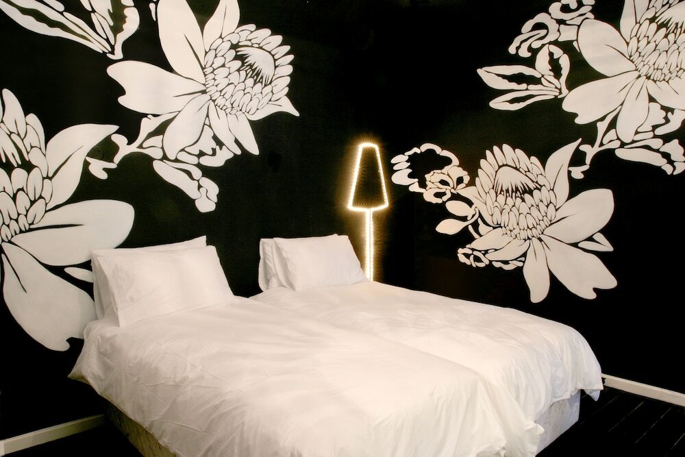 Фото Daddy Long Legs Art Hotel