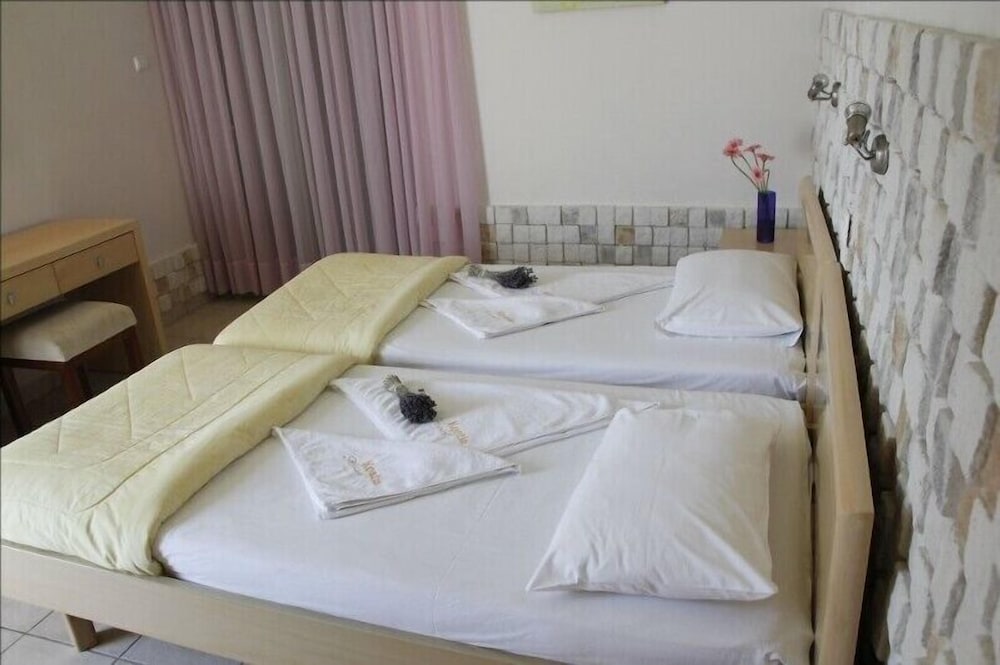 Фото Hotel Kostis