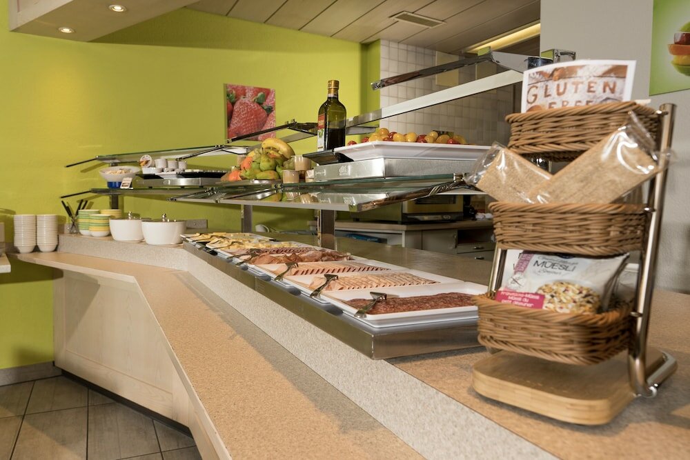 Фото Hotel Waldhorn