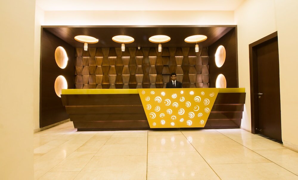 Фото Hotel Mittal Avenue & Paradise