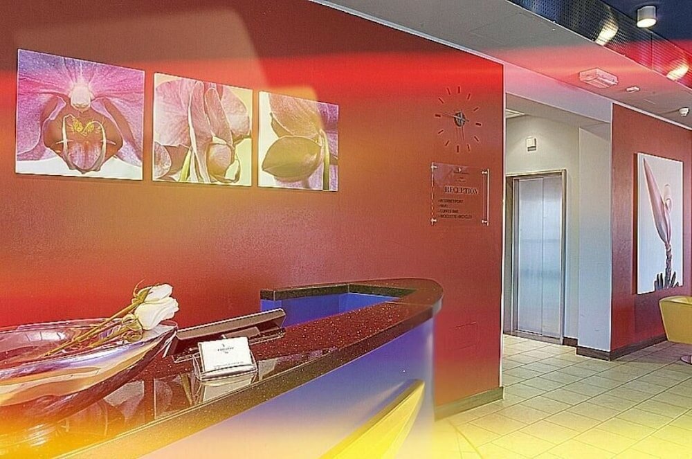 Фото Hotel Executive