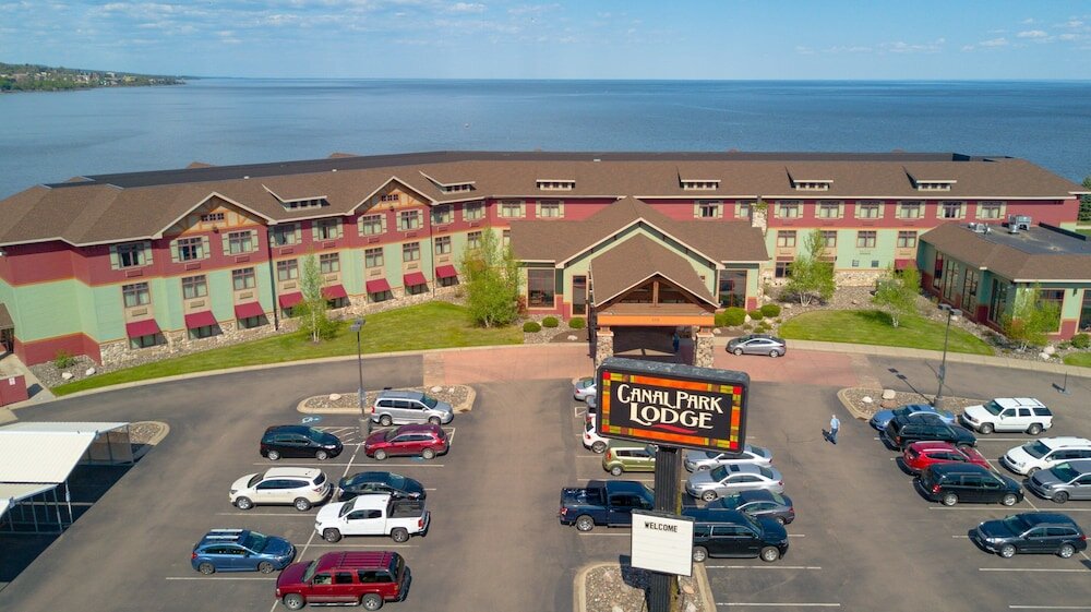 Фото Canal Park Lodge