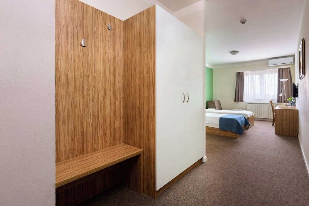 Фото Hotel Phoenix