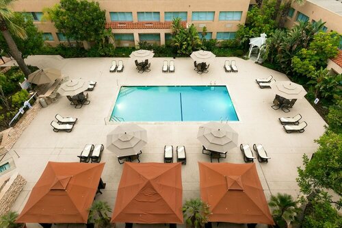 Гостиница Grand Vista Hotel в Сими Вэлли