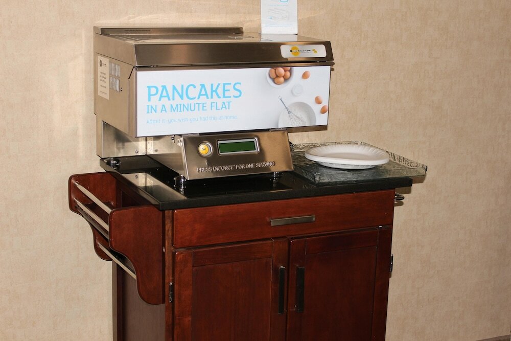 Фото Holiday Inn Express Kansas City-Liberty, an Ihg Hotel