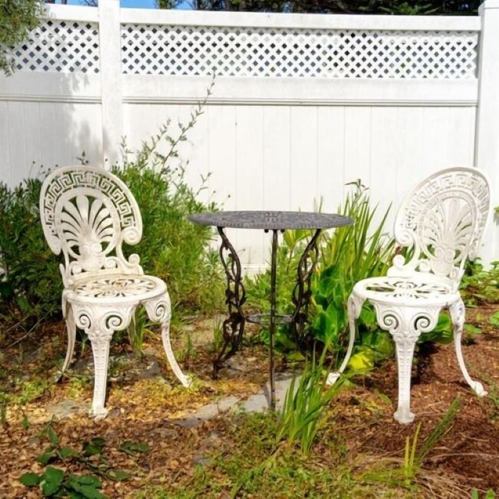 Фото Agate Cove Inn