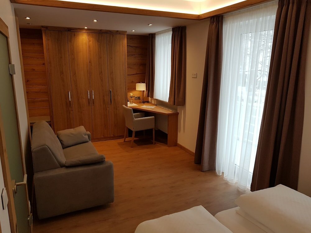 Фото Kurhotel Roswitha