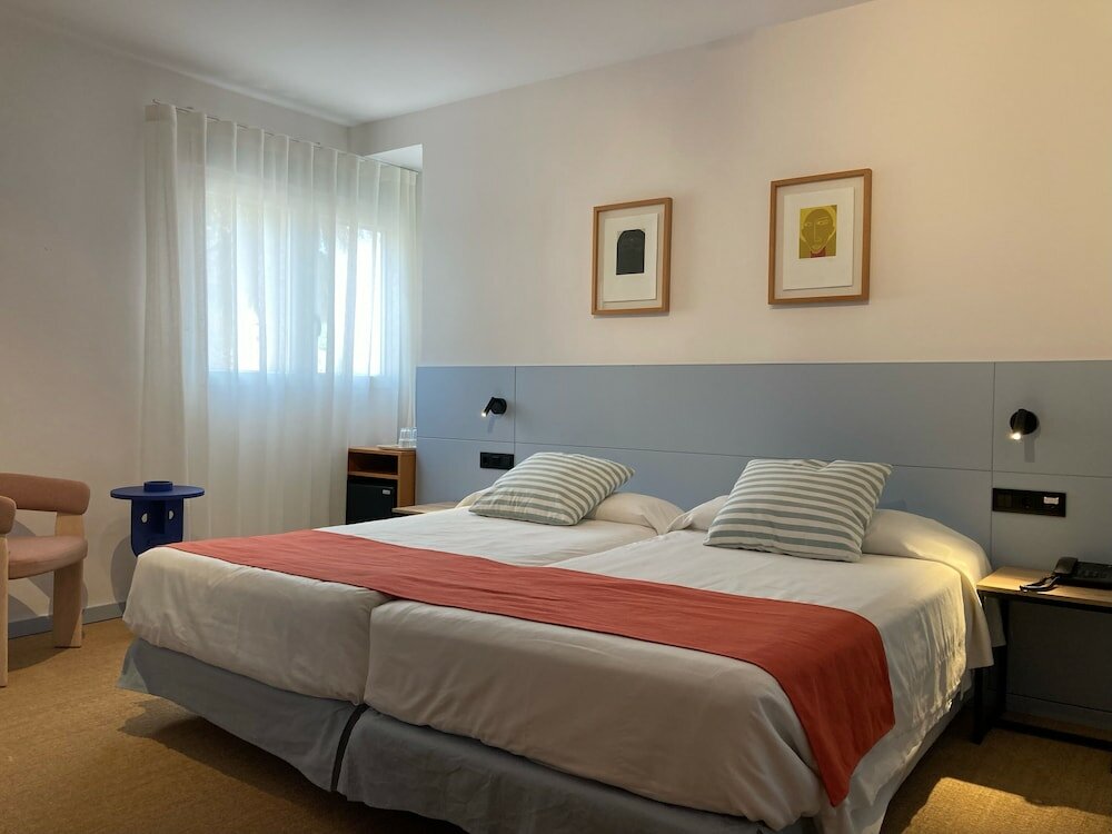 Фото Hotel Miramar Valencia