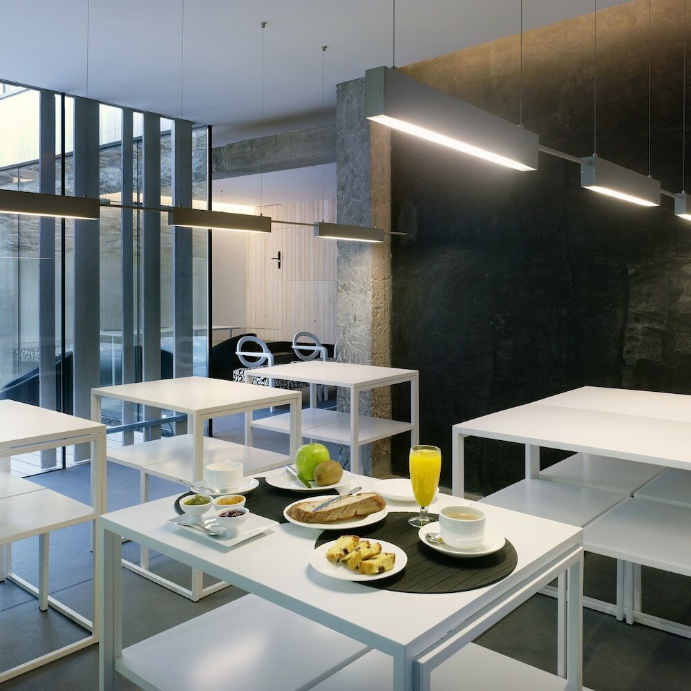 Фото Moure Hotel