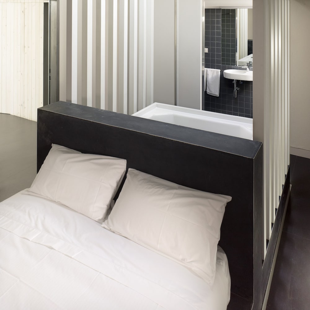 Фото Moure Hotel